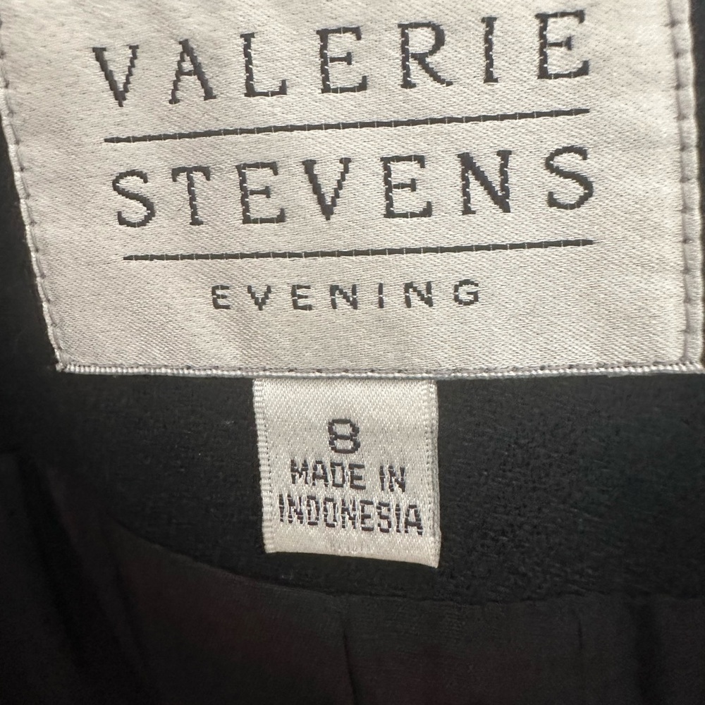 Valerie Stevens Black Suit - Picture 7 of 8
